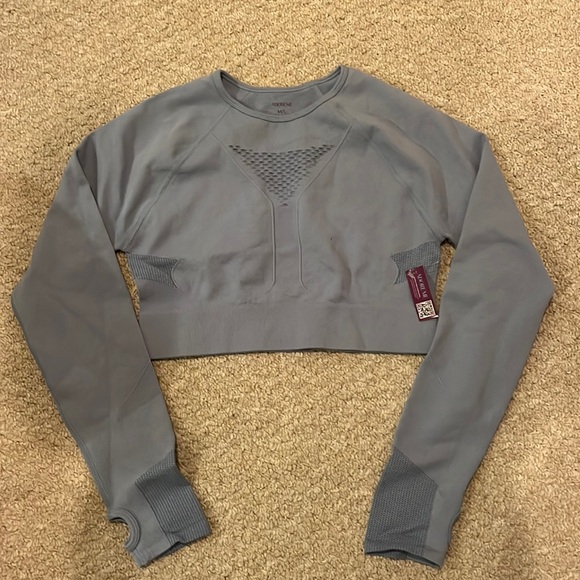 NWT Seamless Crop Activewear Top - Picture 4 of 5